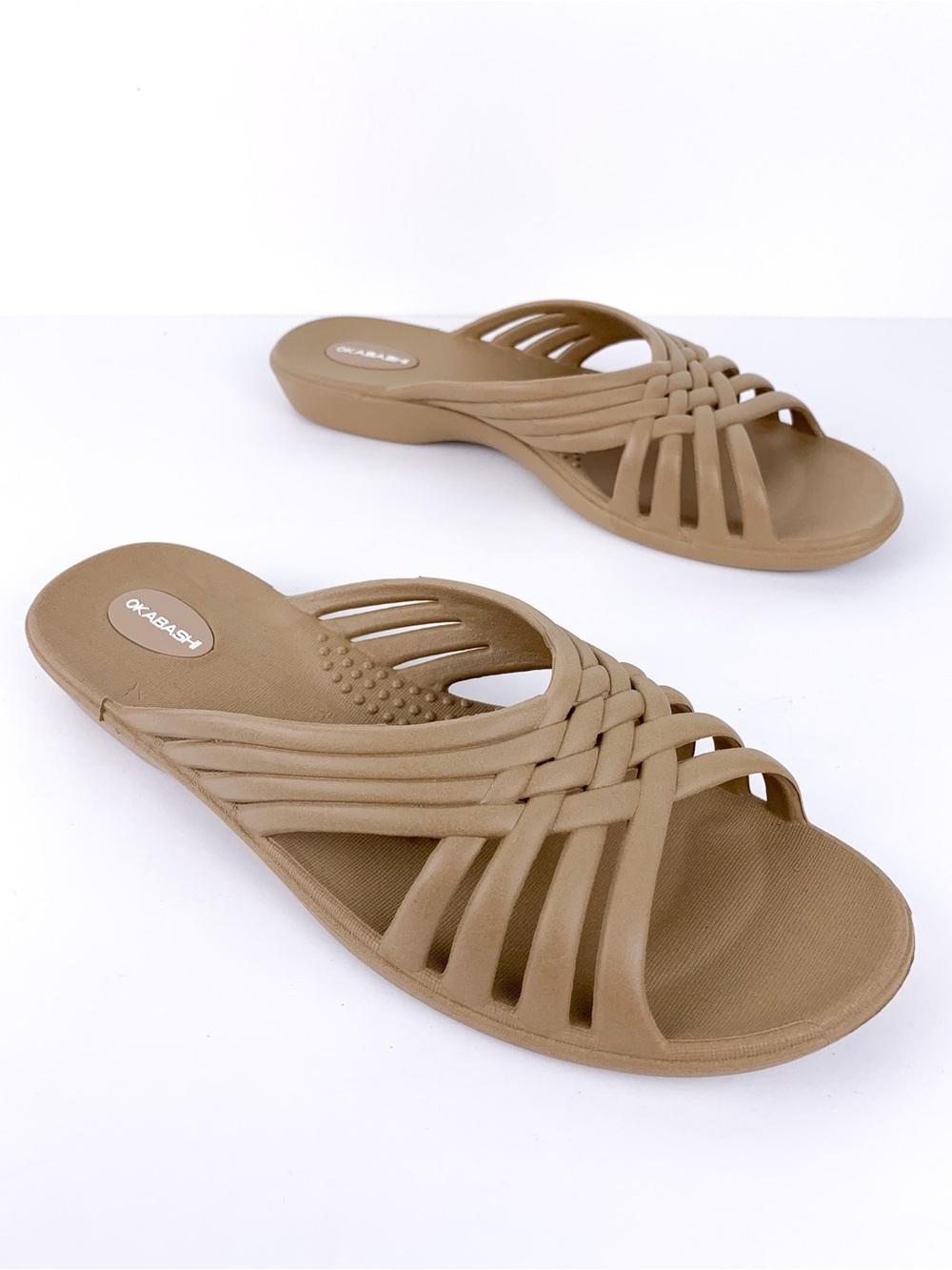 Okabashi Venice sandal in chai (tan beige color) women’s size large 9.5-10.5